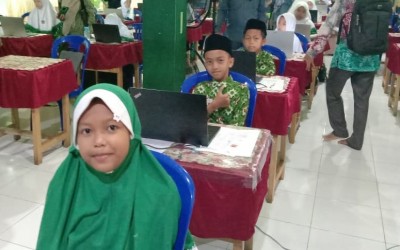 Bentuk Generasi Berilmu, Peserta Didik MIN 19 HSU Ikuti Kompetisi OMI 2025